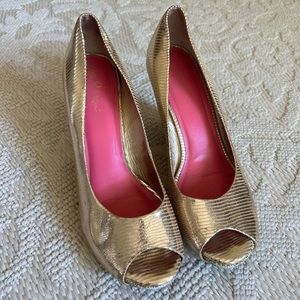 Lilly Pulitzer Gold Wedges (Women’s Size 9)